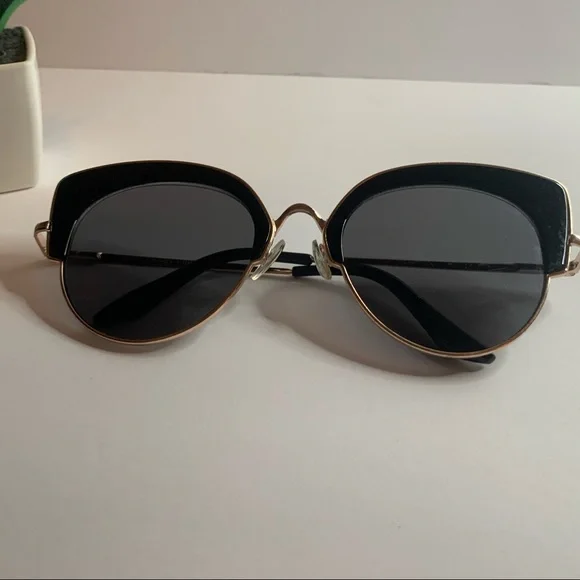 Gold/Black Cat Eye Sunglasses - Picture 6 of 11